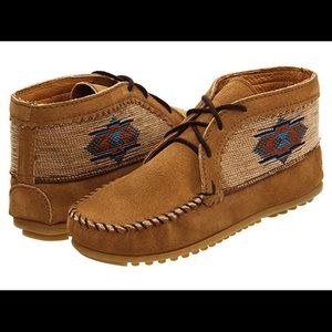 Minnetonka Booties - NEW